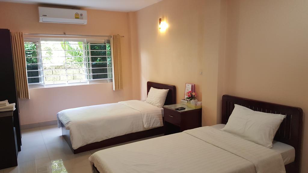 Jirasin Hotel & Apartment Ranong Room photo